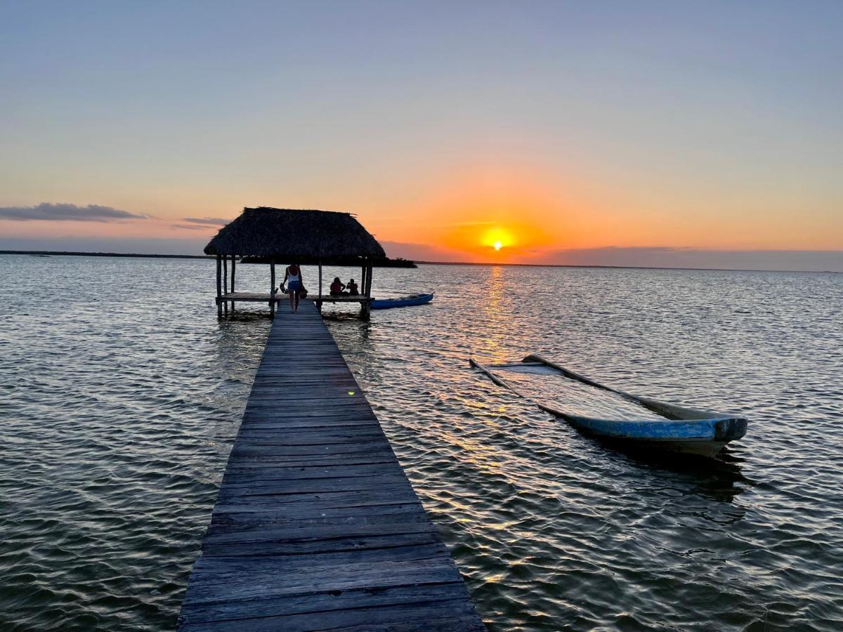 Dos Mares Barefoot Hotel إل كويو المظهر الخارجي الصورة